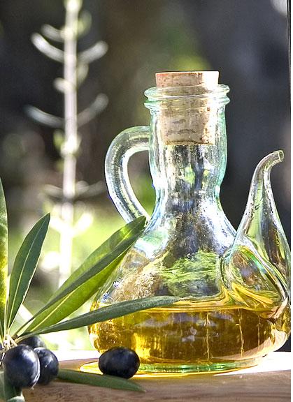 زيت الزيتون متعدد الفوائد الطبية زيت الزيتون متعدد الفوائد الطبية